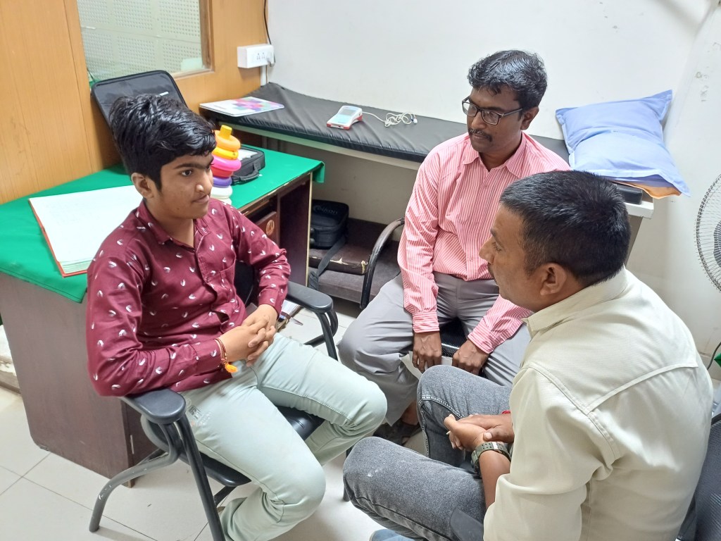 જી. કે. જન. અદાણી હોસ્પિ.ના તબીબોએ વિશ્વ સ્ટટરિંગ ડે નિમિતે આપ્યા તોતડાપણાના&nbsp;ઉપાય