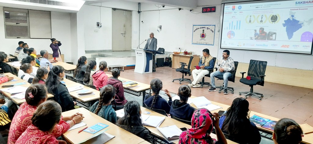 જિલ્લા નાગરિક સંરક્ષણ દ્વારા અદાણી સ્કિલ ડેવ. ના તાલીમાર્થીઓ માટે ૫ દિવસીય તાલીમનો&nbsp;પ્રારંભ