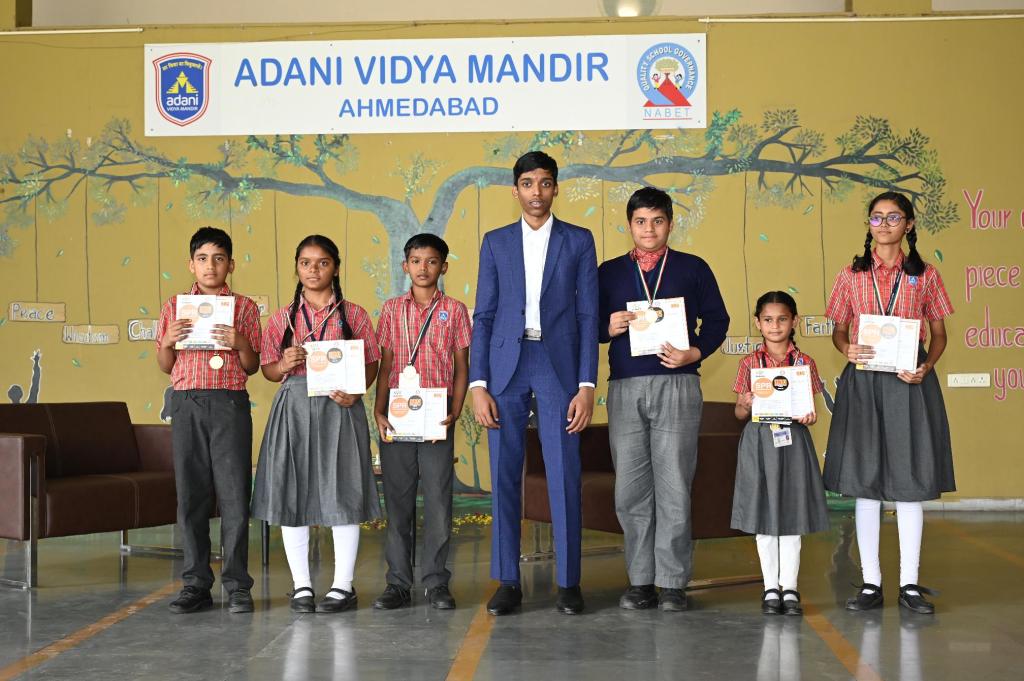 AVMAના વિદ્યાર્થીઓને ‘ચેસ ચેમ્પિયને’ આપી ‘ગ્રાન્ડમાસ્ટર’ બનવાની ટીપ્સ!  