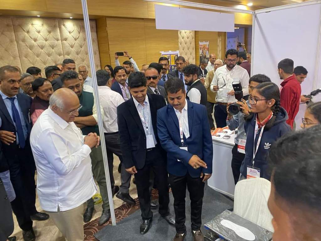 CM સહિત મહાનુભાવોઓએ અદાણી વિદ્યામંદિર અમદાવાદના વિદ્યાર્થીઓની ઉંડી સમજને&nbsp;બિરદાવી