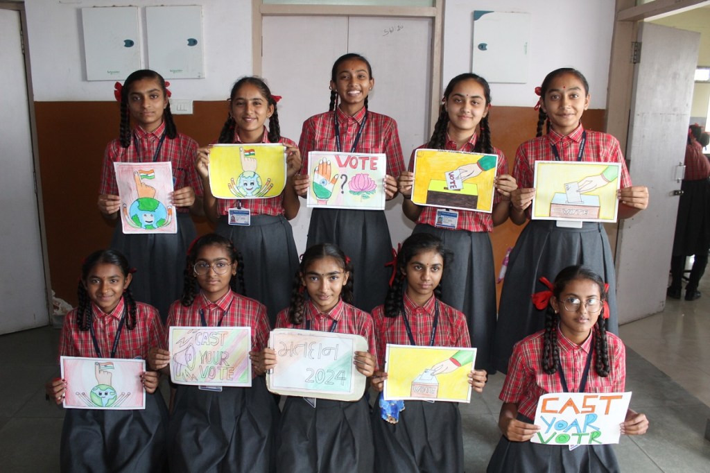 અદાણી વિદ્યામંદિર-ભદ્રેશ્વરના ભૂલકાઓએ મતદાન જાગૃતિ અભિયાન&nbsp;ચલાવ્યું!