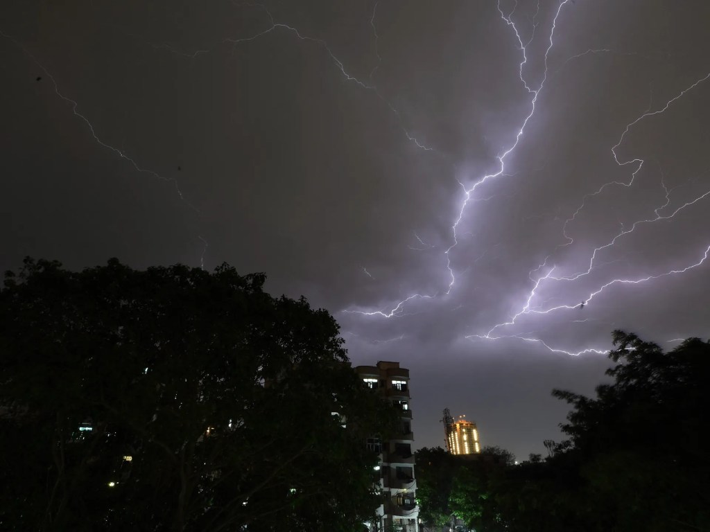 24 કલાક આખા ગુજરાતમાં ભારે કડાકા&nbsp;ભડાકા