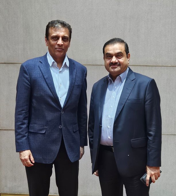 ગૌતમ અદાણી અને FedExના CEO રાજેશ સુબ્રમણ્ય વચ્ચે&nbsp;મુલાકાત