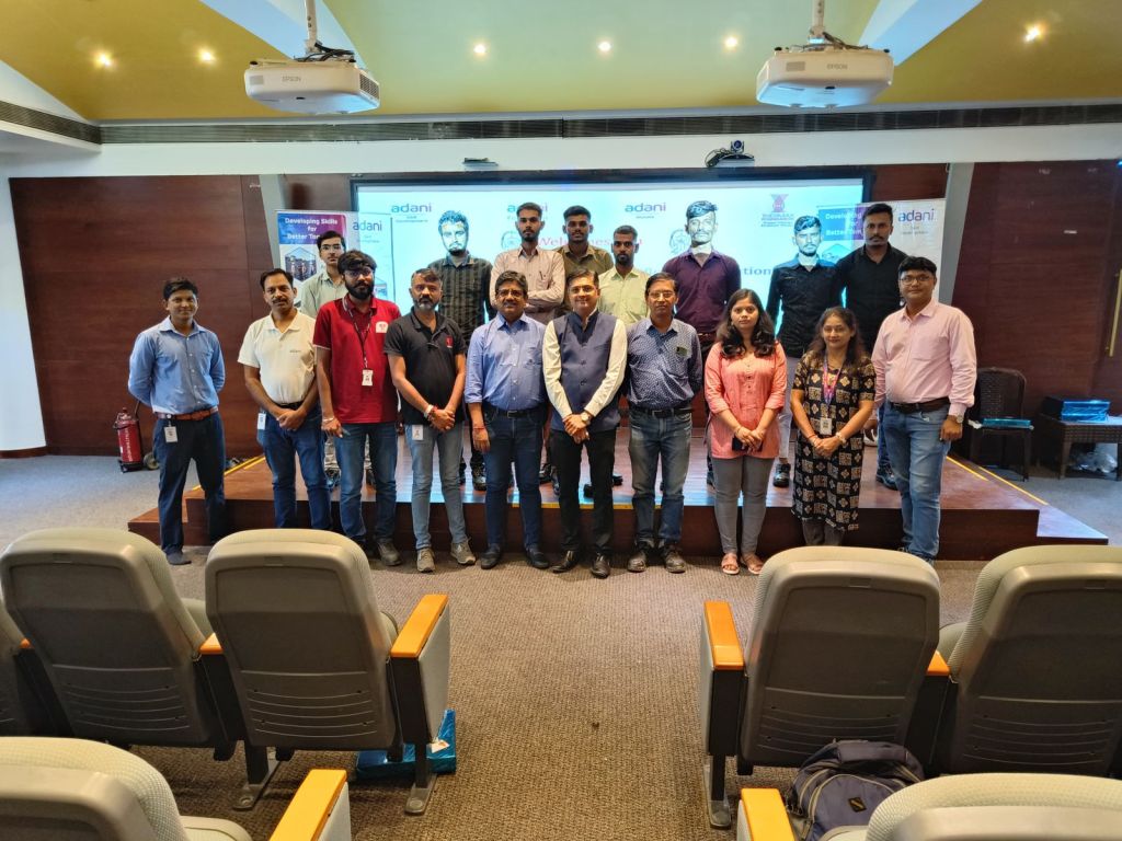 અદાણી કૌશલ્ય વિકાસ કેન્દ્ર દ્વારા સફળ તાલીમાર્થીઓને પ્રમાણપત્ર&nbsp;વિતરણ