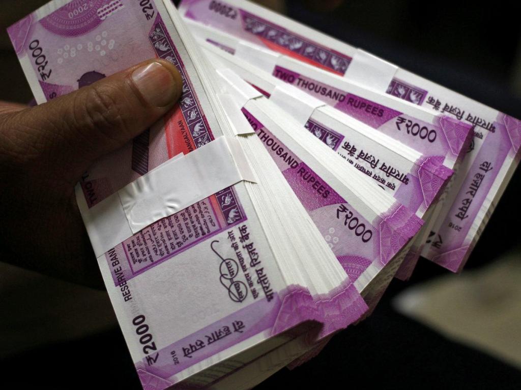 કેન્દ્ર સરકારમાં કામ કરતા કર્મચારીઓને મોદી સરકારે દિવાળી પહેલાં જ મોટી&nbsp;ભેટ