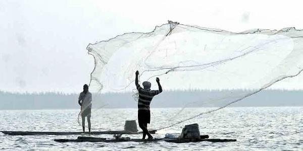 પાકિસ્તાન મરીને ભારતીય ફિશિંગ બોટ પર કર્યું&nbsp;ફાયરિંગ