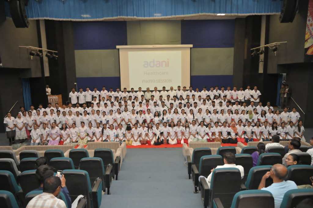 અદાણી મેડિકલ કોલેજમાં વ્હાઈટ કોટ સમારંભ સાથે ૧૬મી બેચનો&nbsp;પ્રારંભ