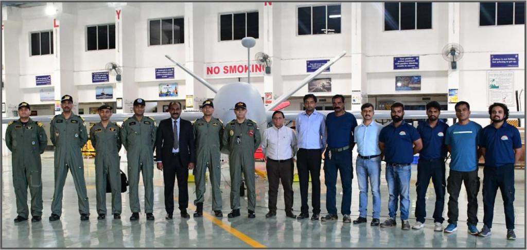 અદાણી ડિફેન્સે ભારતીય નૌકાદળને દ્રિતીય ‘દ્રષ્ટિ-10’ ડ્રોન&nbsp;સોંપ્યું