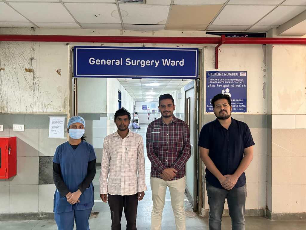 જી. કે. જન. અદાણી હોસ્પિ. ના સર્જનોએ દૂરબીનથી શાસ્ત્રક્રિયા કરી ખાવડાના યુવાનને બચાવી&nbsp;લીધો