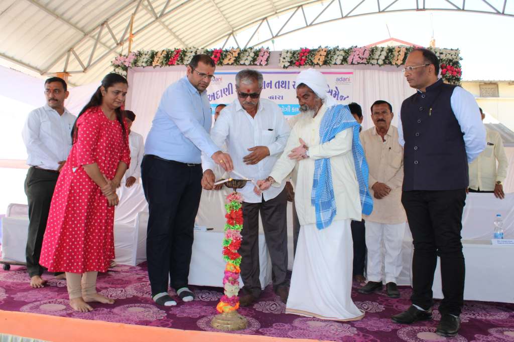 અદાણી ફાઉન્ડેશન દ્વારા અબડાસા, લખપતના ગામોમાં લોક કલ્યાણના કામોનો&nbsp;આરંભ