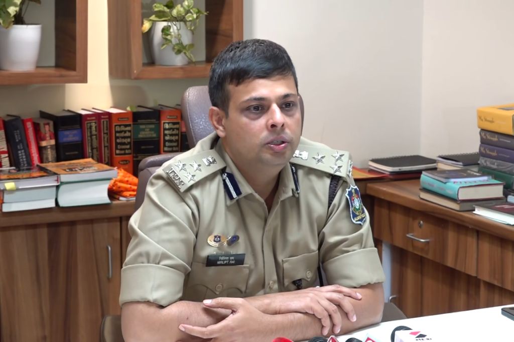 સુપર કોપ નિર્લિપ્ત રાય મેદાનમાં, ‘ગેંગ્સ ઓફ ગુજરાત’નો&nbsp;ખાતમો