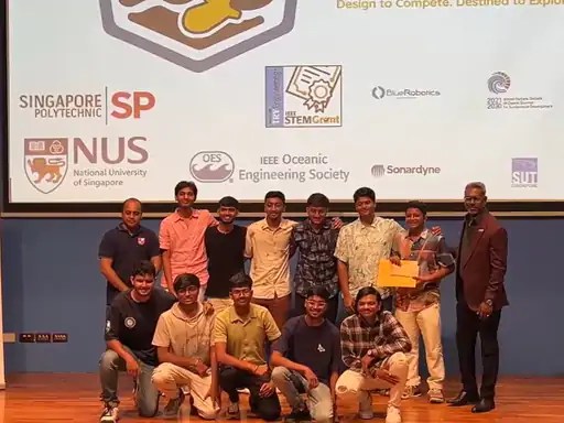 સિંગાપોર અંડરવોટર વ્હીકલ ચેલેન્જમાં 13 દેશોની 45 ટીમો વચ્ચે નિરમા યુનિવર્સિટીએ બીજું સ્થાન&nbsp;મેળવ્યું