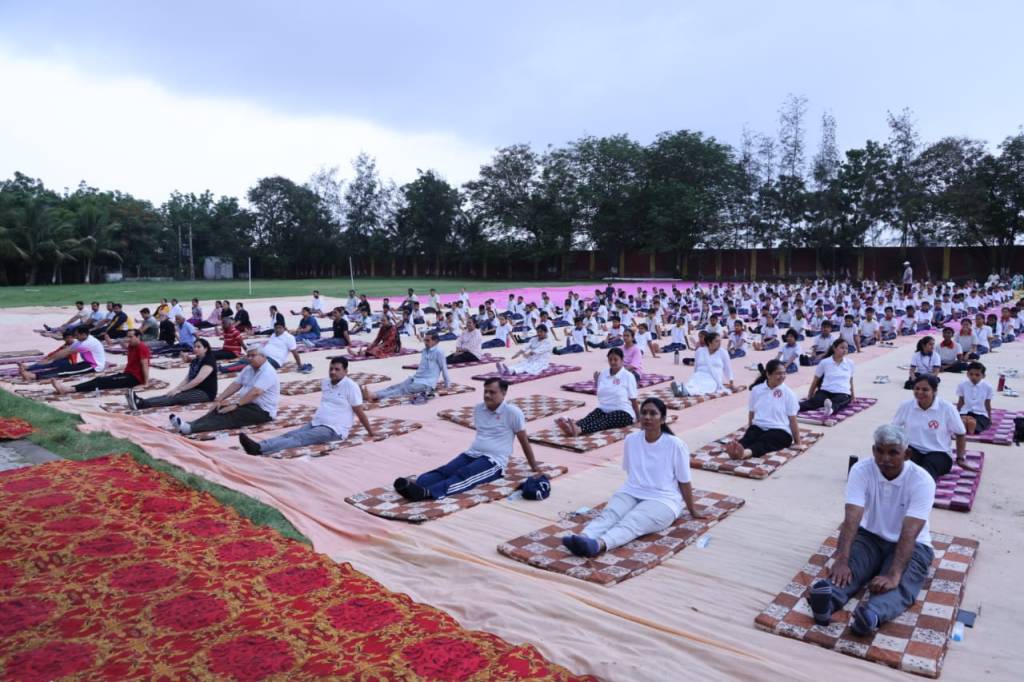 અદાણી પબ્લીક સ્કુલ ખાતે મુંદ્રા તાલુકા કક્ષાની યોગ દિવસની ઉજવણી કરવામાં&nbsp;આવી