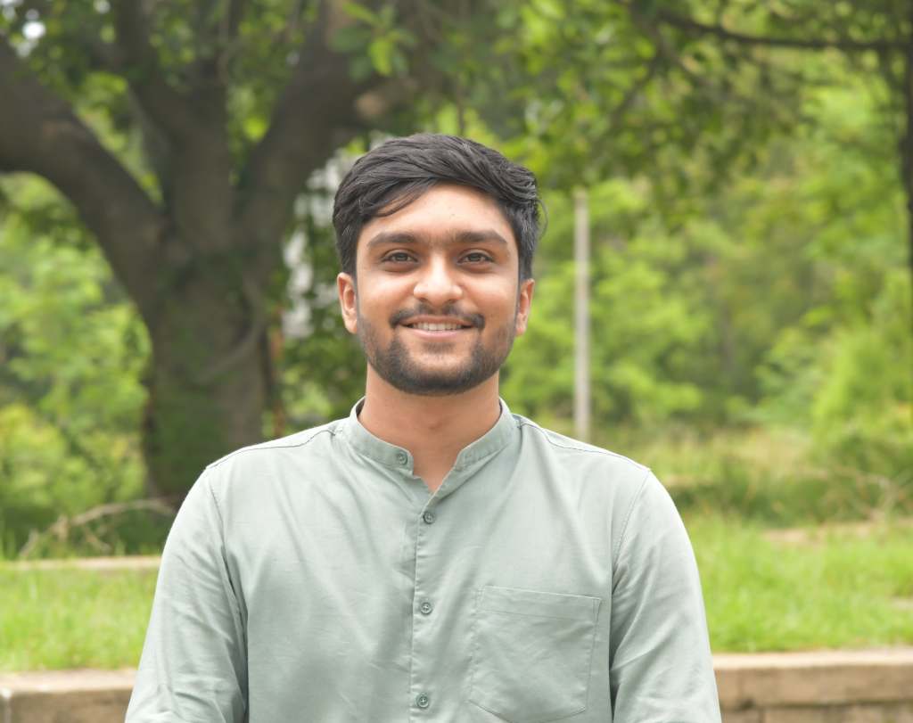  વિવેક ચોવટિયા ની અદાણી વિદ્યામંદિર અમદાવાદ થી વેઇડનફેલ્ડ-હોફમેન સ્કોલર સુધીની પ્રેરણાદાયી&nbsp;સફર