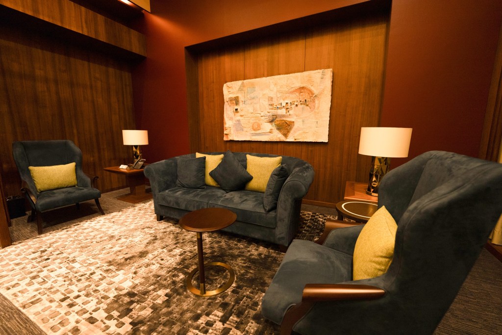 અદાણી શાંતિગ્રામની બેલ્વેડેરે ગોલ્ફ અને કન્ટ્રી ક્લબમાં વિશિષ્ટ વ્યવસાય ચેમ્બર ‘ધ ઇમ્પિરિયલ’ ખુલ્લી&nbsp;મૂકાઇ