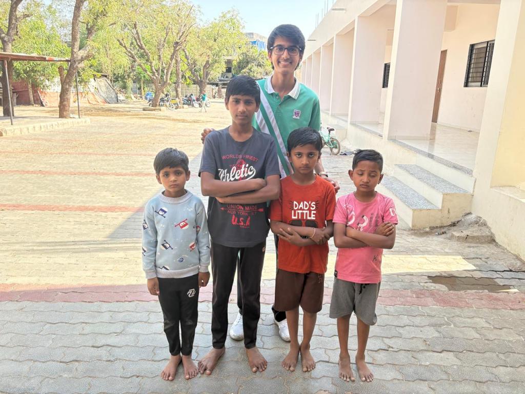 અદાણી ઇન્ટરનેશનલ સ્કૂલના વિદ્યાર્થીને વિશ્વસ્તરે પ્રતિષ્ઠિત ક્રેસ્ટ ગોલ્ડ&nbsp;એવોર્ડ