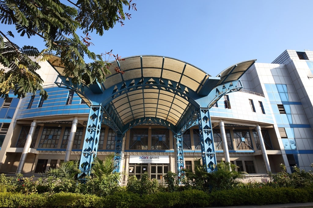 જી.કે.જન.હોસ્પિ.ના મનોચિકિત્સા વિભાગના ક્લિનિકલ સાયકોલોજિસ્ટે આત્મહત્યાનો વિચાર કરતી મહિલાને નવી જિંદગી શરૂ કરવાની પ્રેરિત&nbsp;કરી