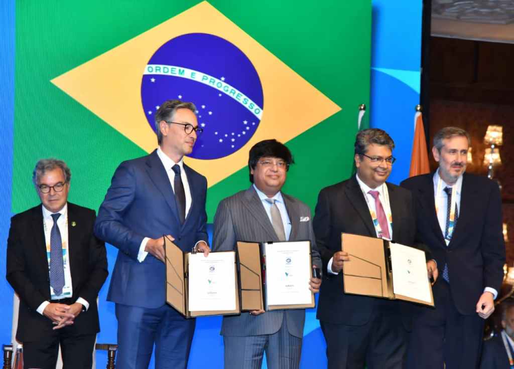 APSEZ, NMDC and Vale Brazil Sign MoU on Iron&nbsp;Ore