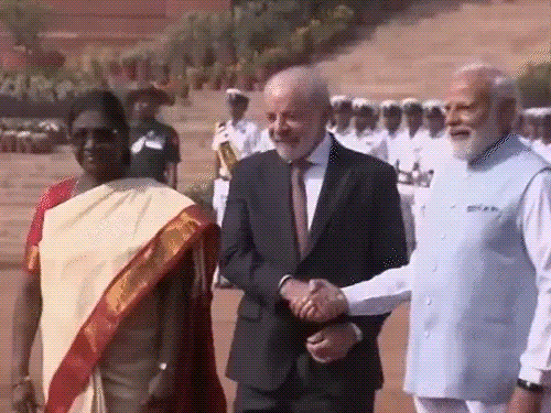 PM મોદી બ્રાઝિલિયન પ્રેસિડેન્ટ ડી સિલ્વાને&nbsp;મળ્યા