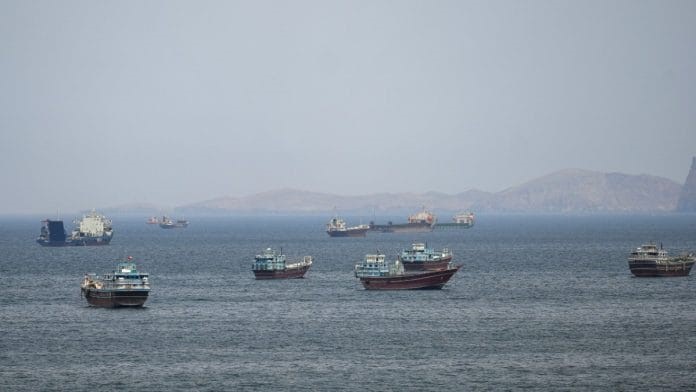 ઈસ્લામાબાદમાં વાટાઘાટોની શક્યતા વચ્ચે સમુદ્રમાં યુદ્ધ જેવી&nbsp;સ્થિતિ!