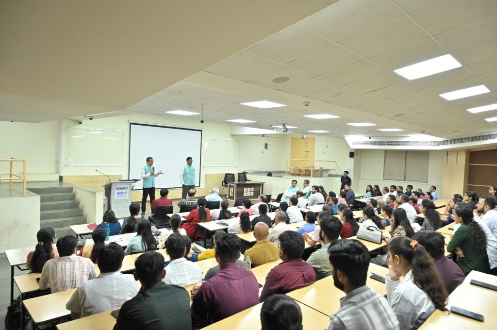 જી. કે. જન.હોસ્પિ.ના ડેન્ટલ વિભાગે વિશ્વ ઓરલ હેલ્થ ડે નિમિતે મુખના આરોગ્યને સુખી જીવનની ચાવી&nbsp;ગણાવી